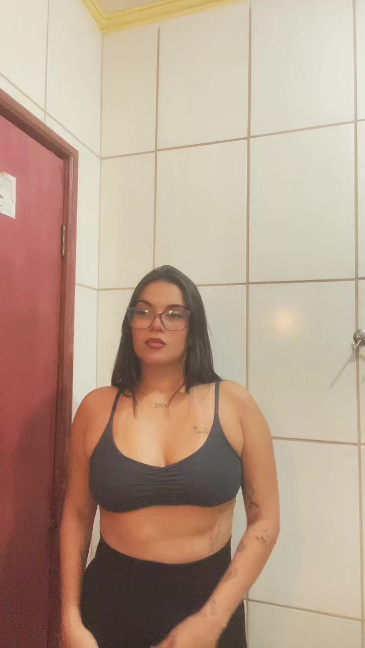 @T&acirc;mara Lucas