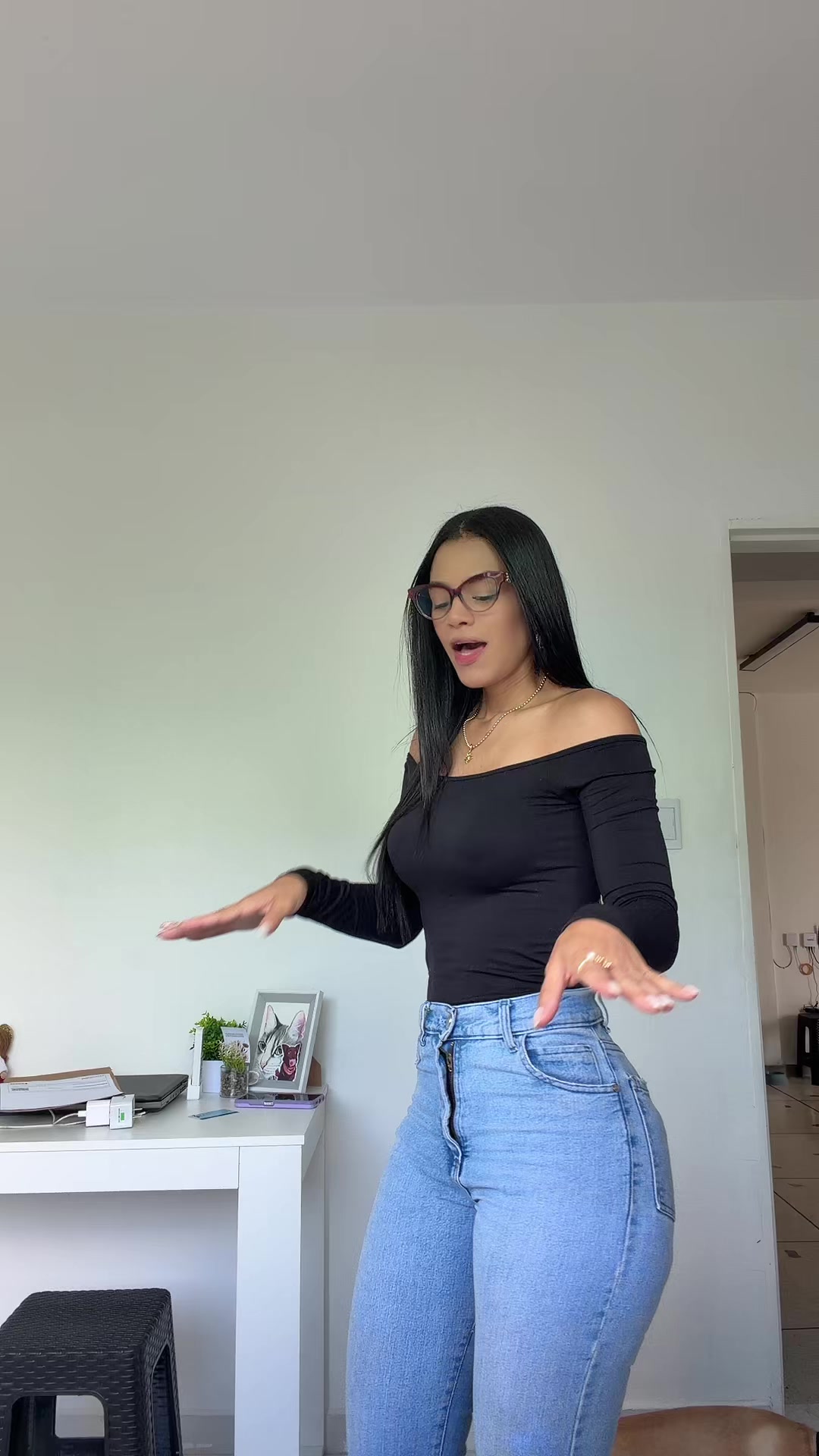@eli_aa2208