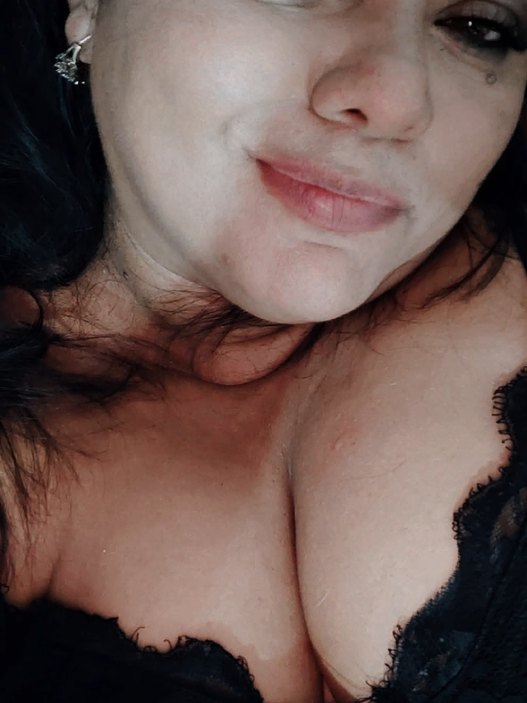 @Elizabeth Lara