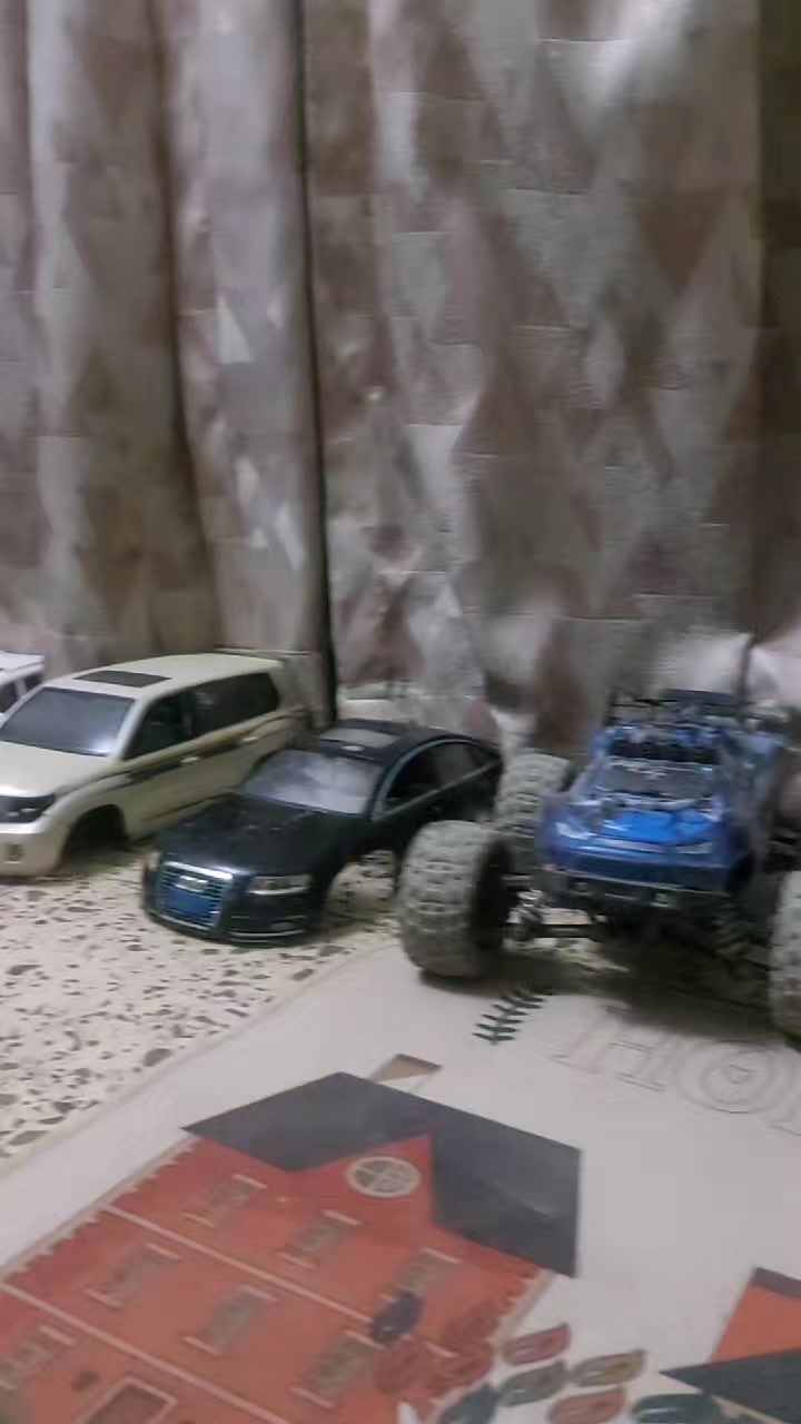 @AUDI