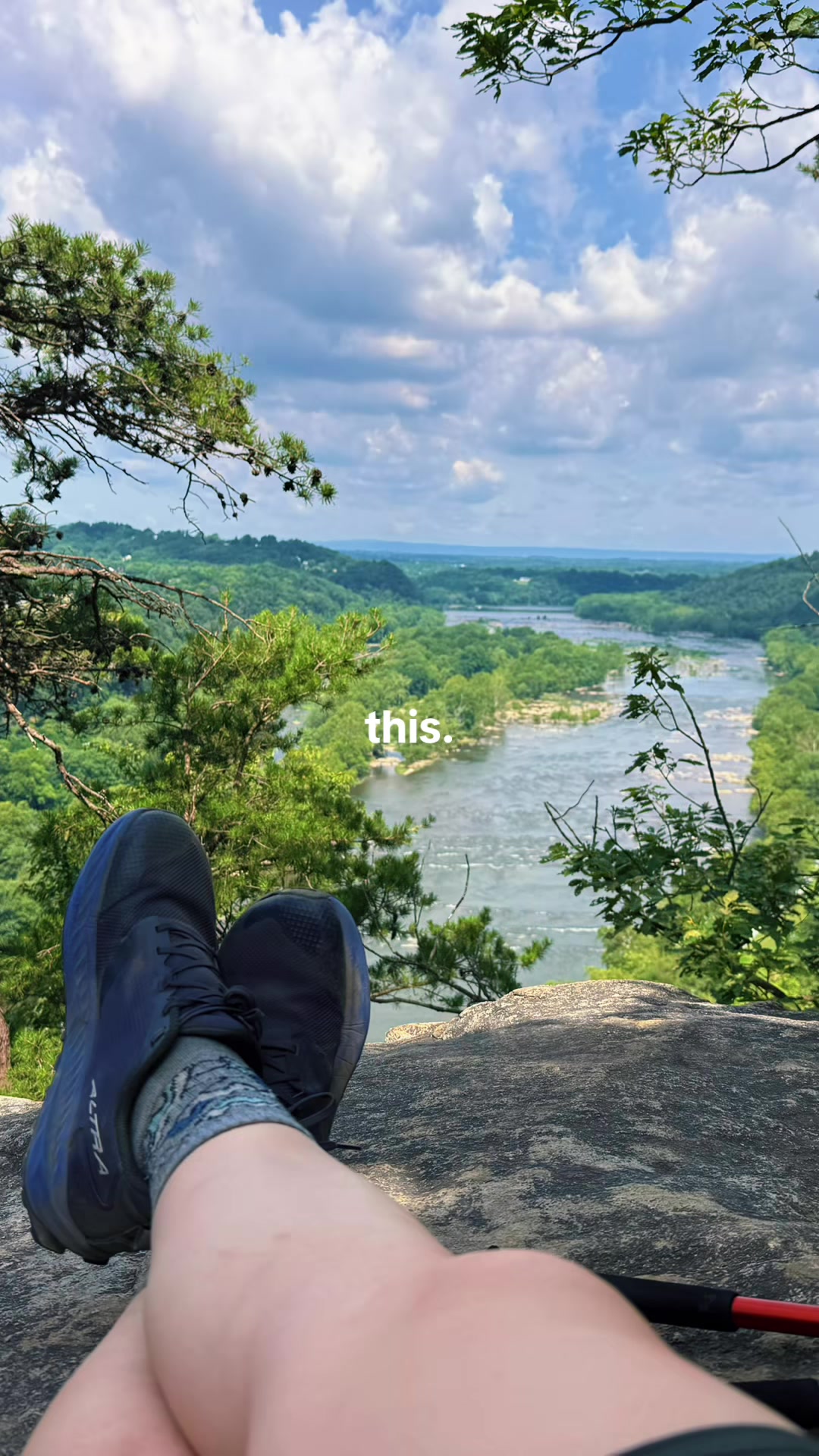 @thehikingpeach