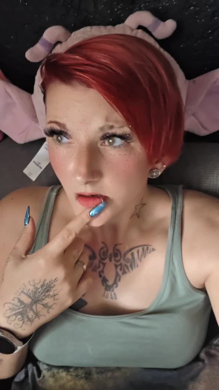 @Trucker Schildmaid Carina