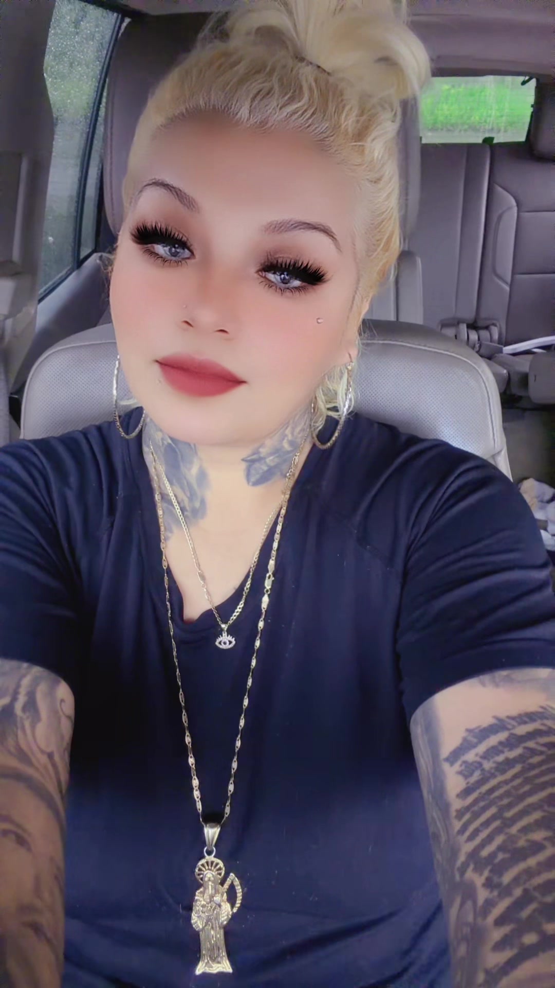 @Blonde