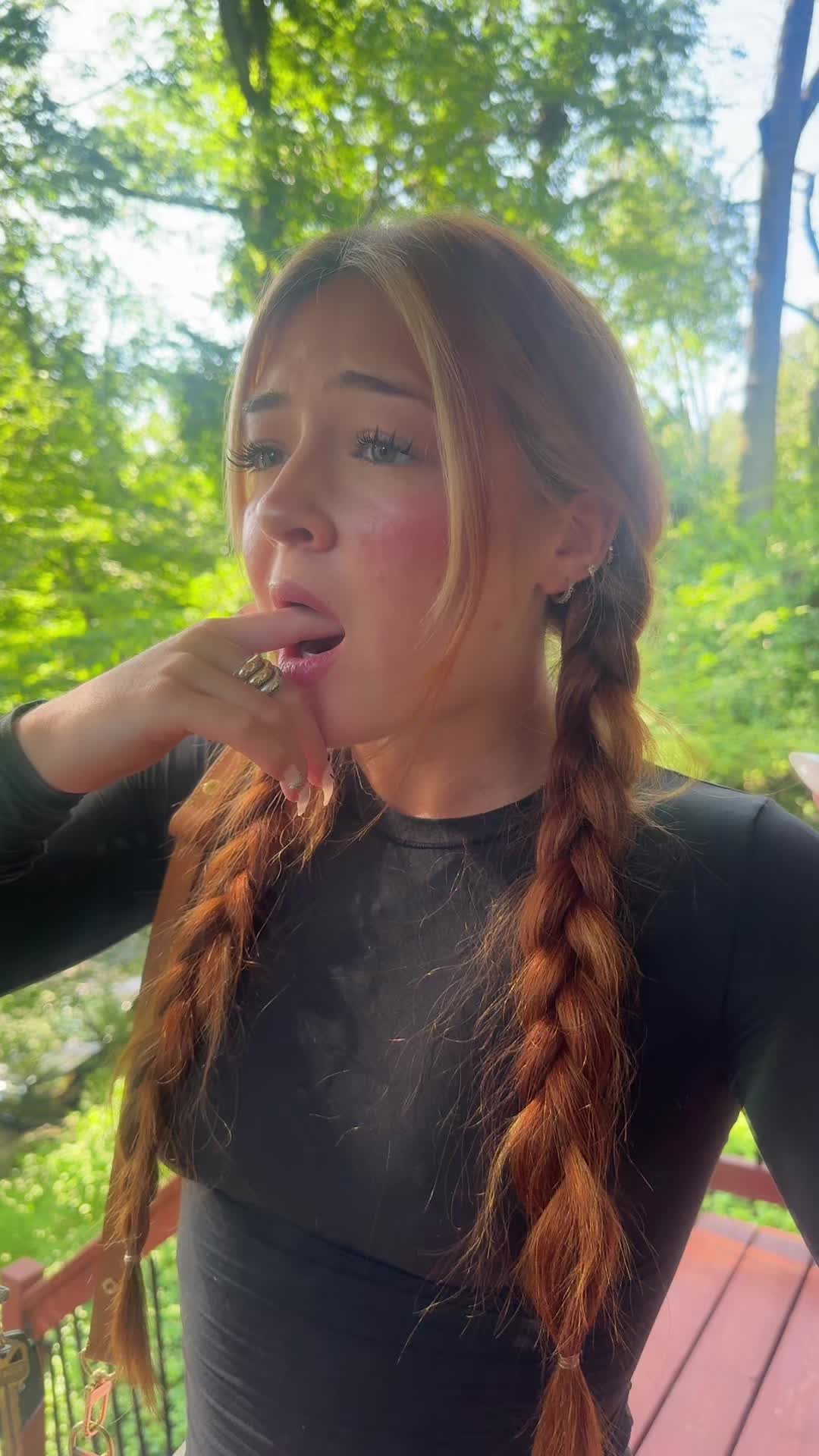 @livviesheaa