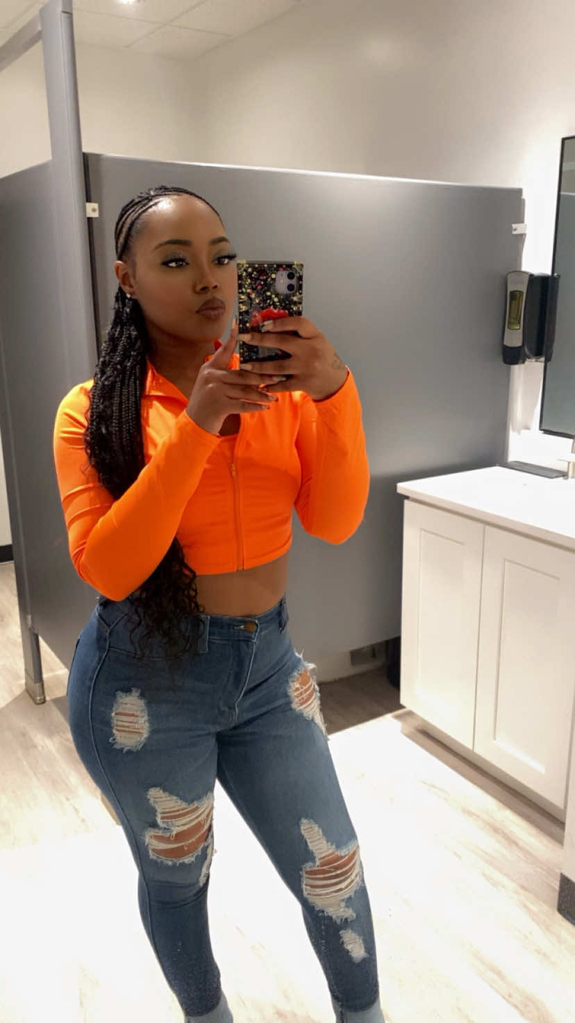 @Ariianaa_Laniisee🥀