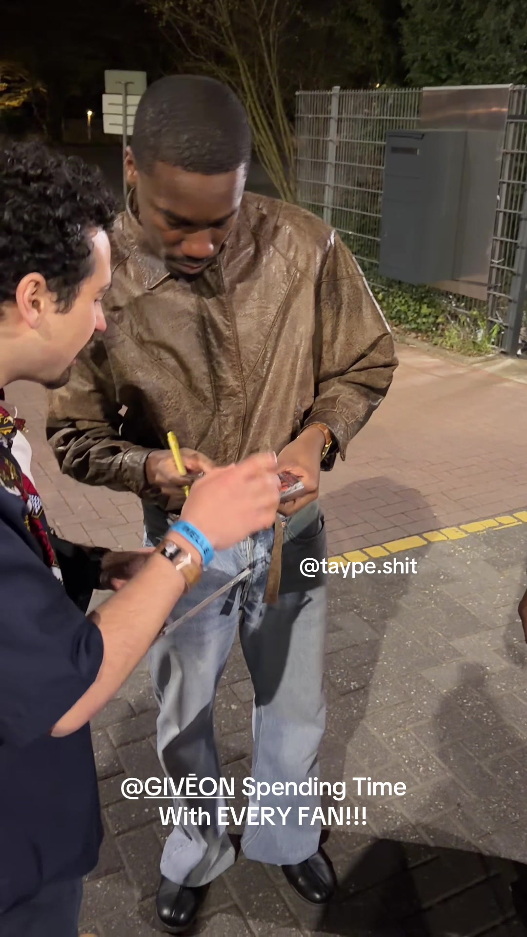 @Taype Shit