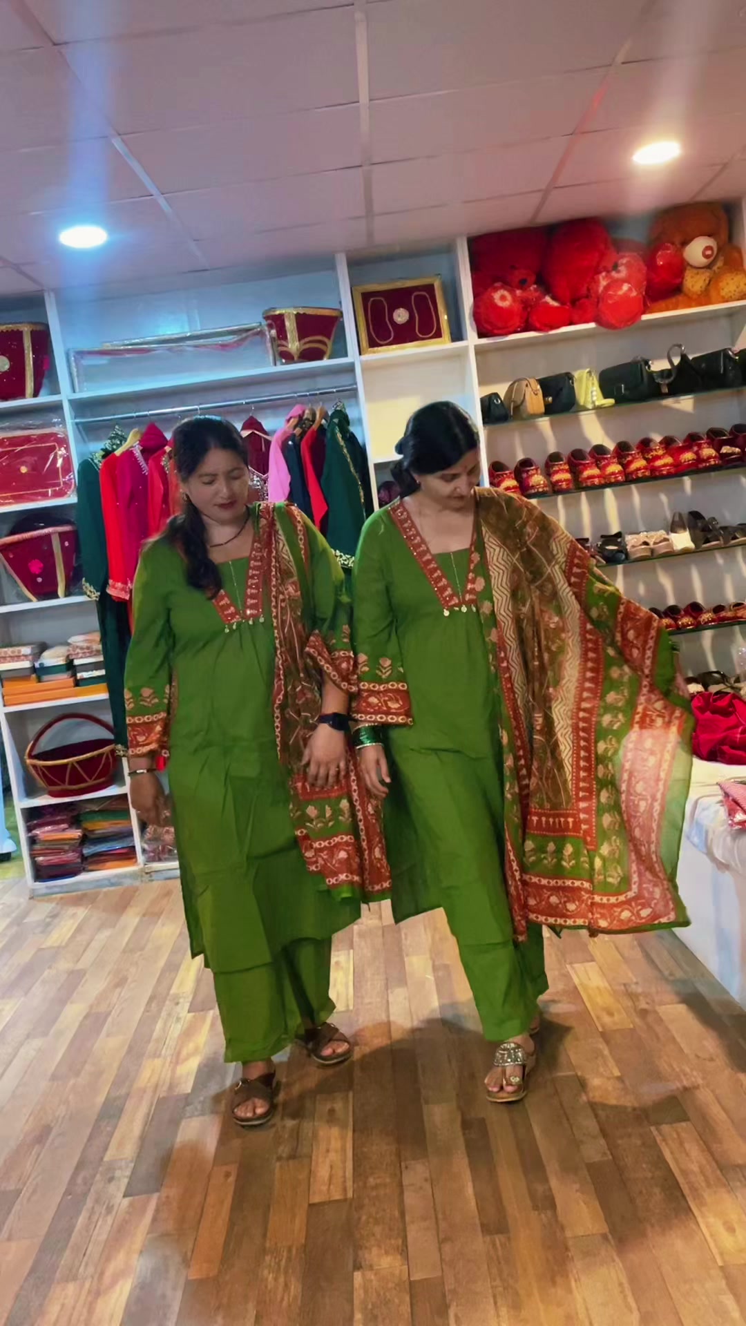 @Aaradhya Shringaar Mahendranga