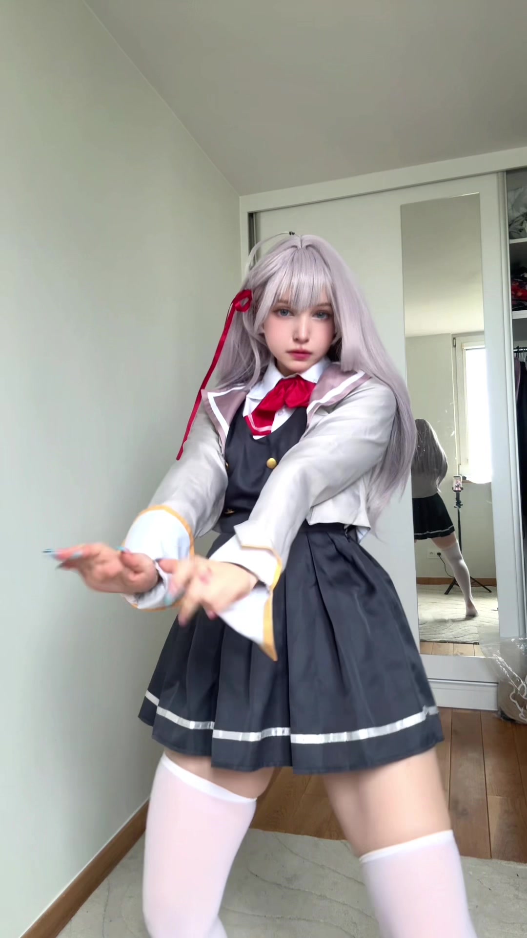 @Hioshicos