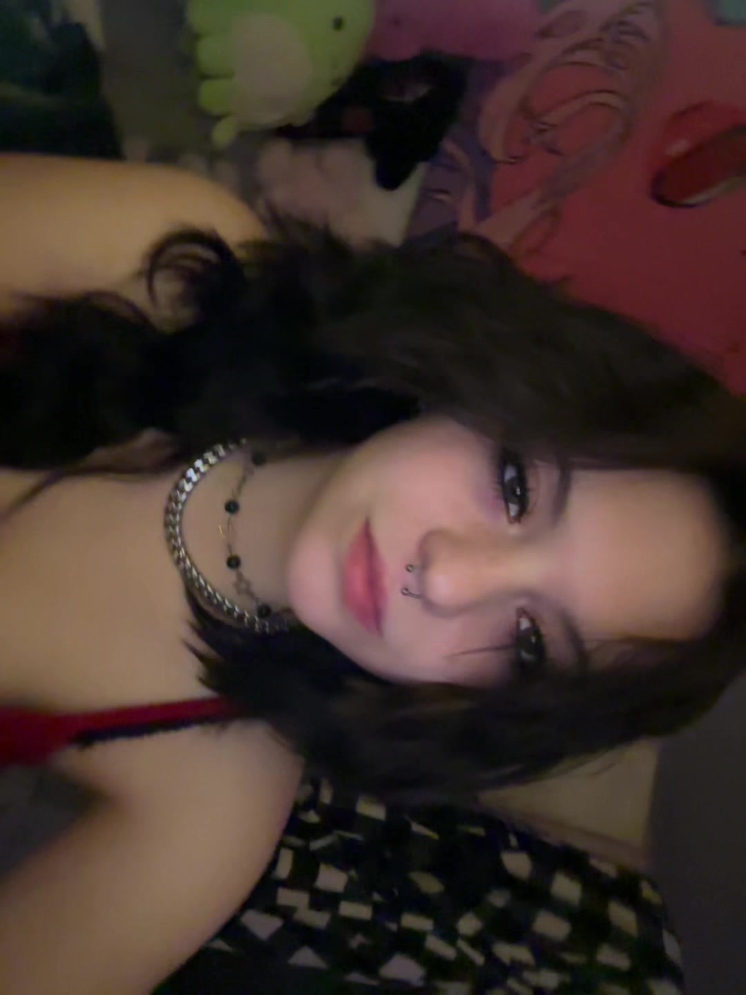 @:3