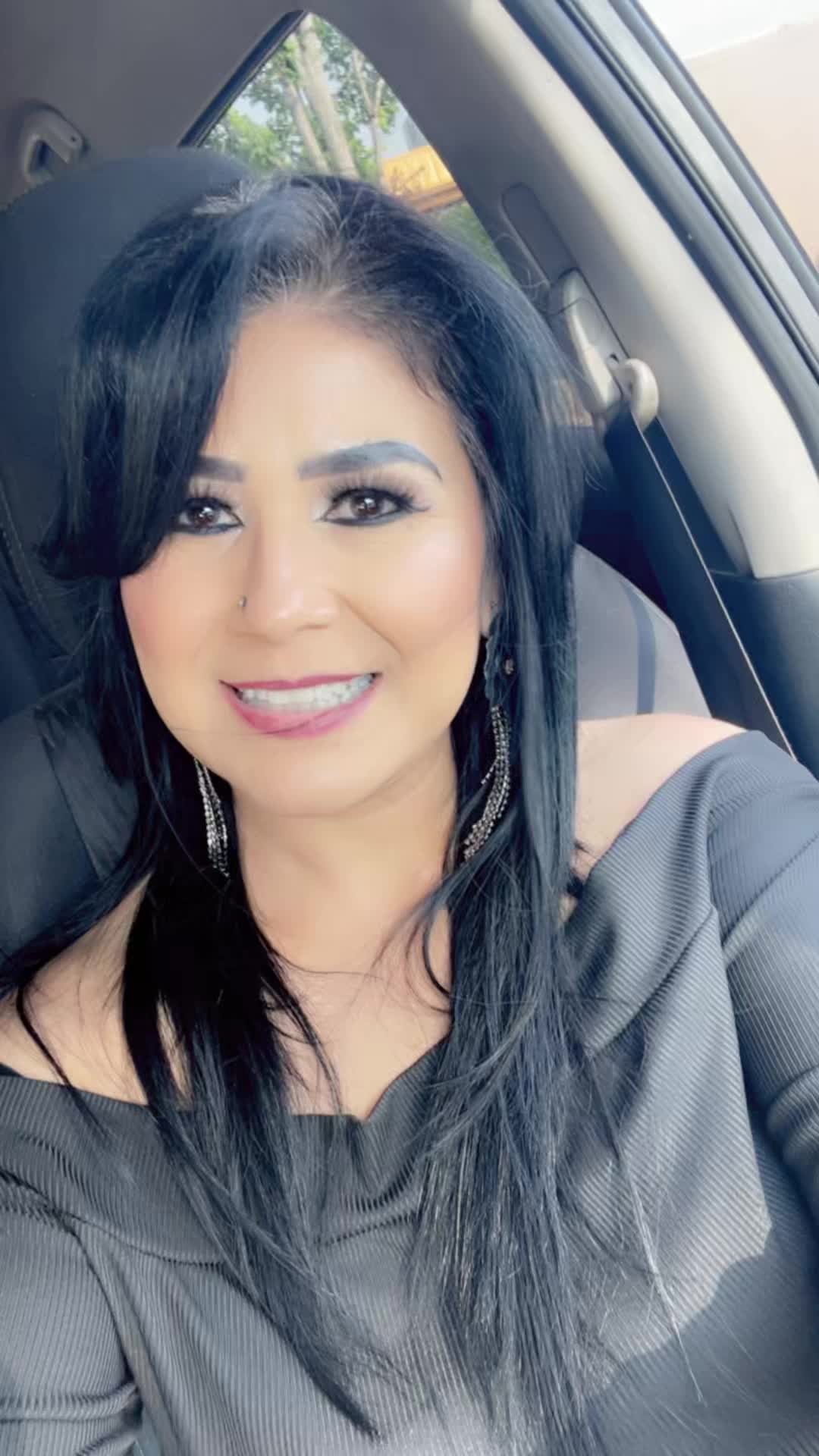 @Sandra V. Rodriguez 🇲🇽🐬🌹💖