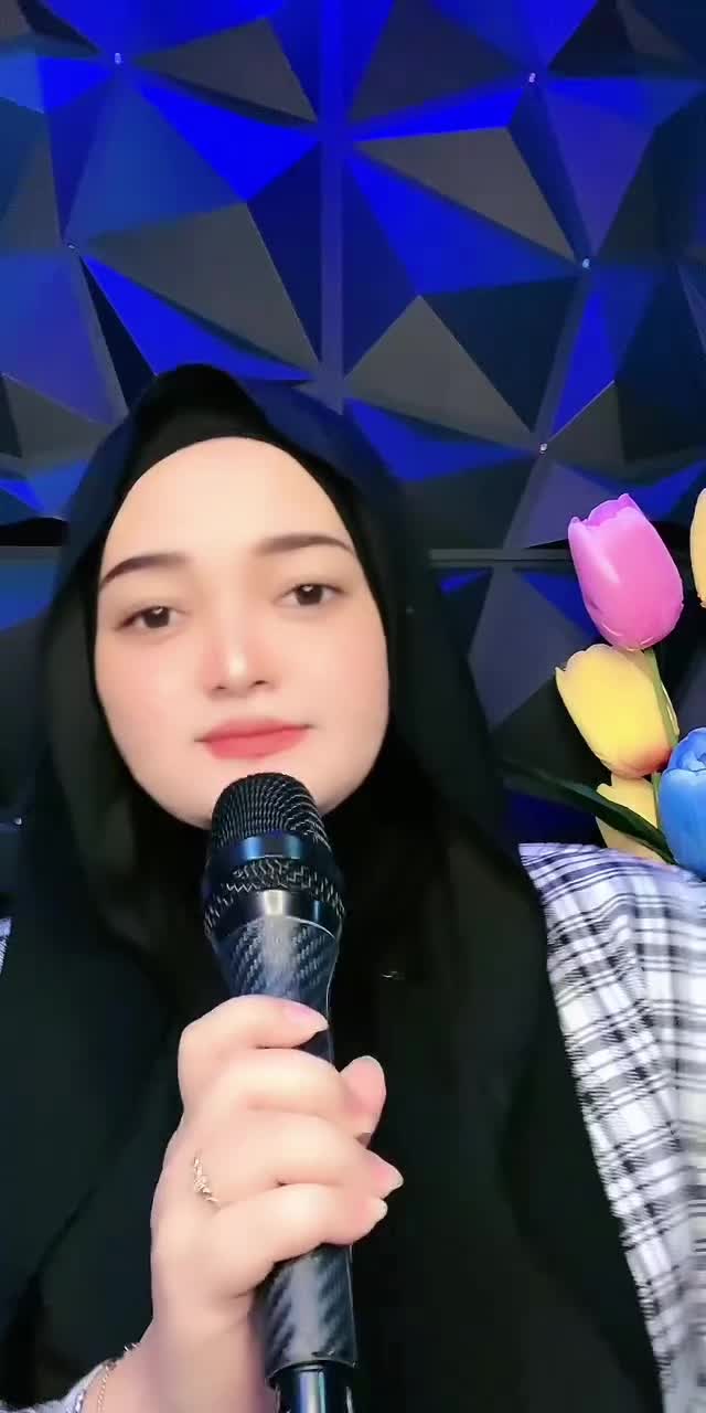 @Ce.amel13