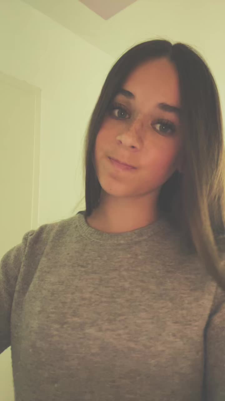 @𝐸𝑚𝑖𝑙𝑦