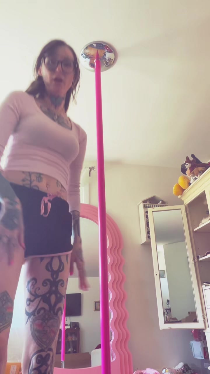 @powderpuffgrrrl