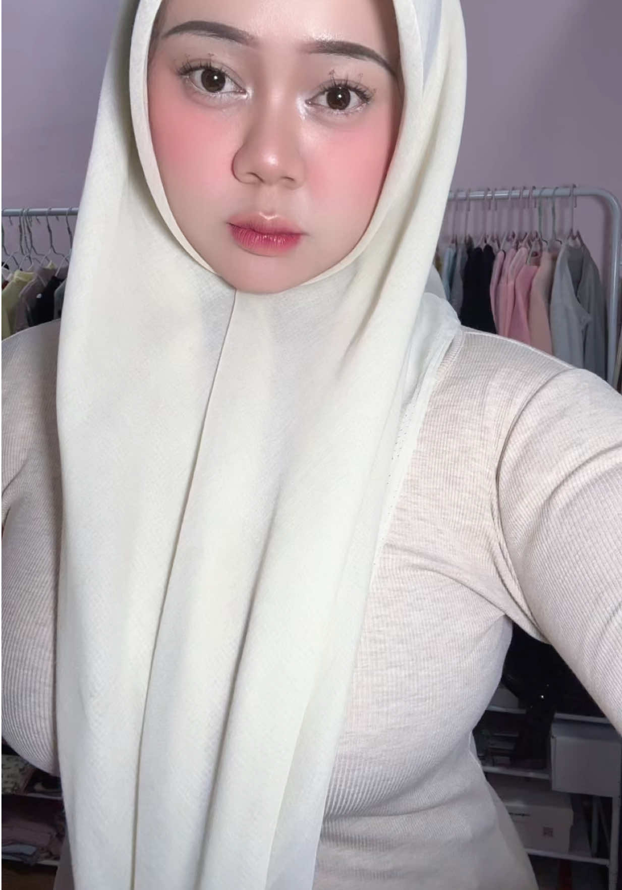@ig: dyah.viikaa