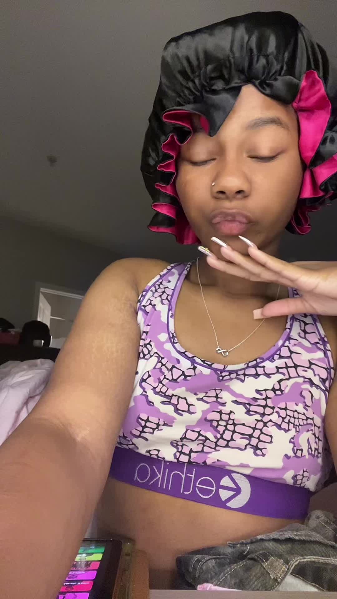 @kamiranevaeh