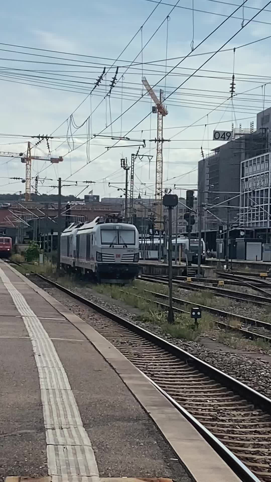@trainspotterlevi