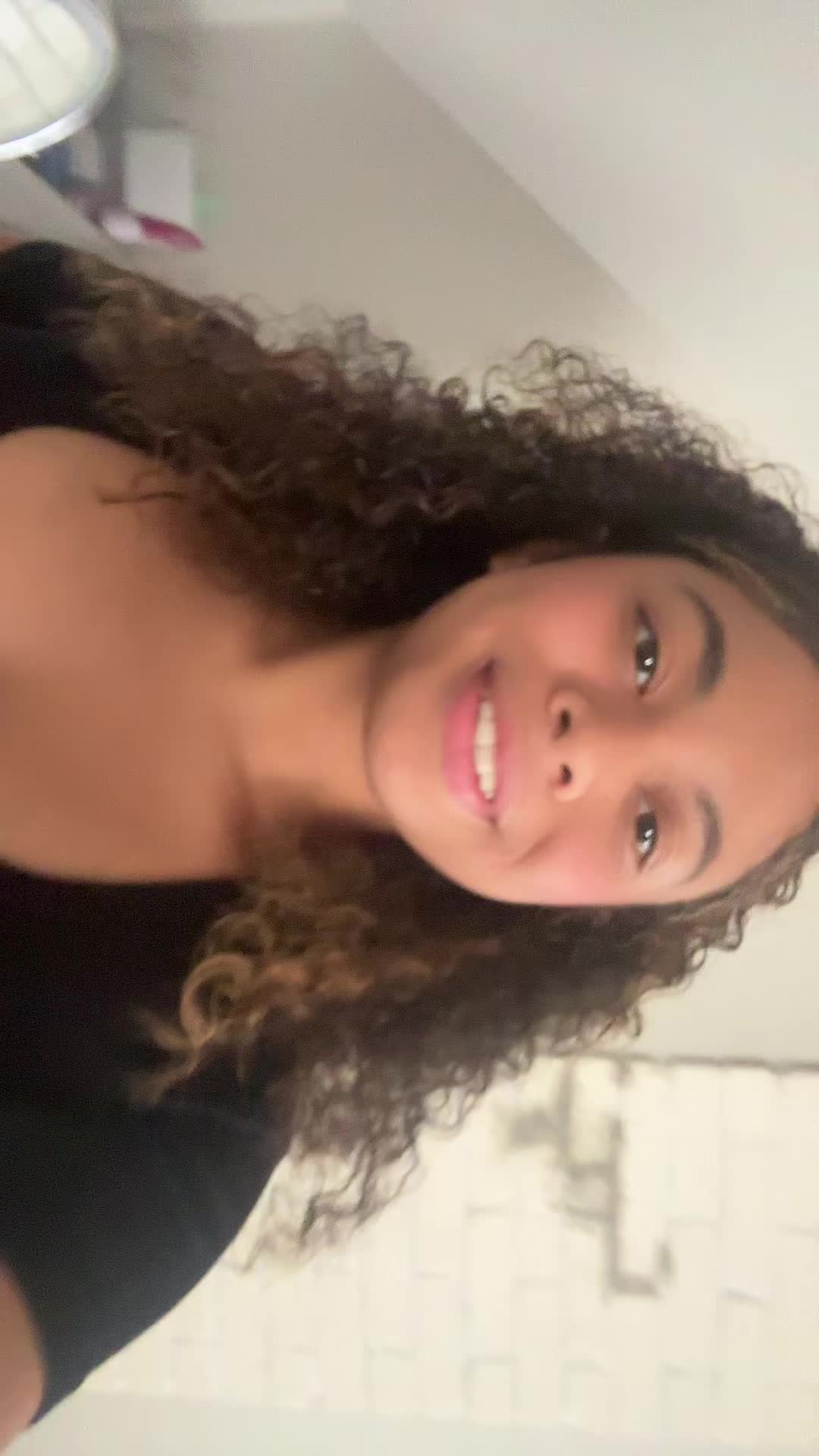 @Hi my name is janaya