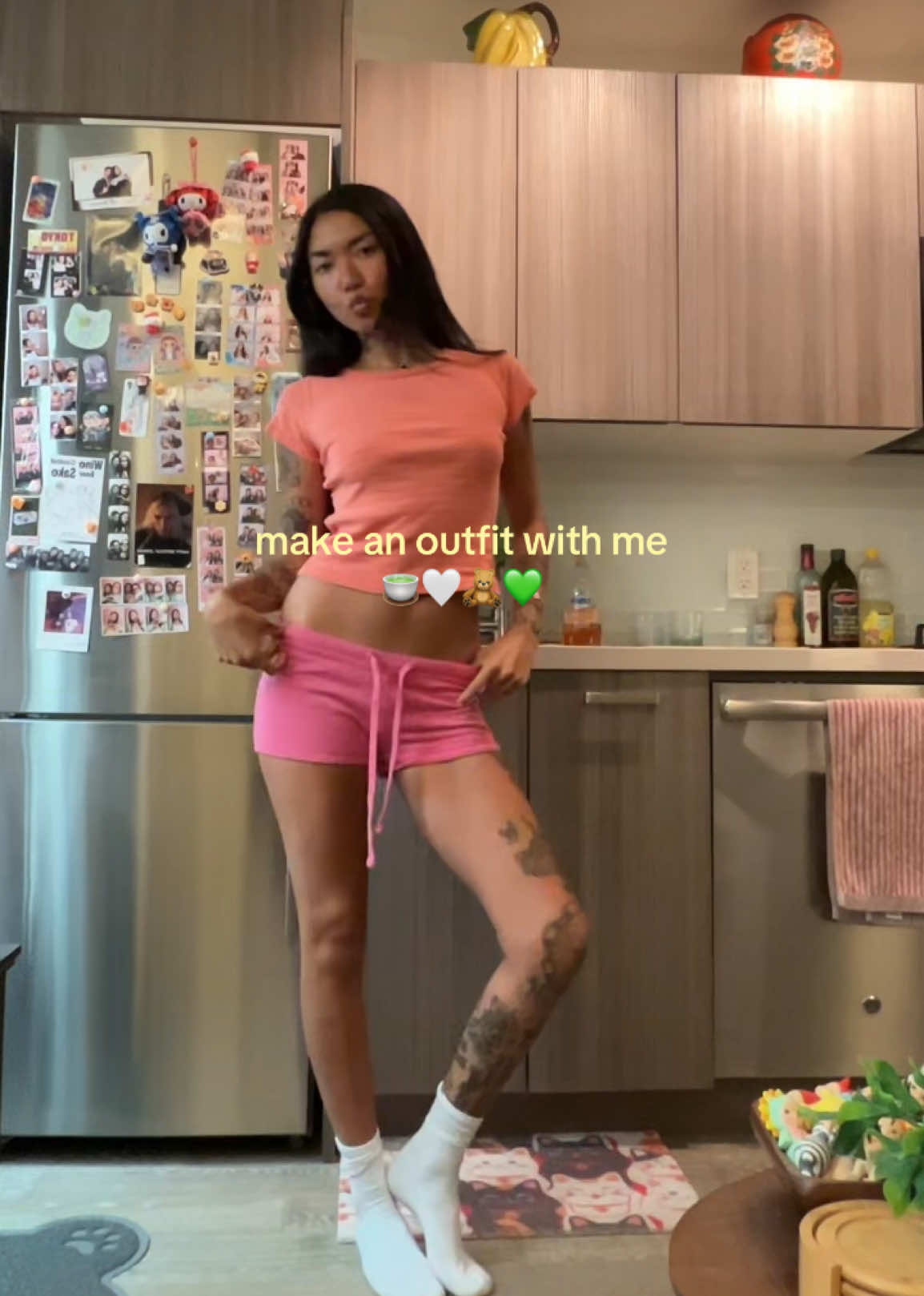 @LipBiteEmoji