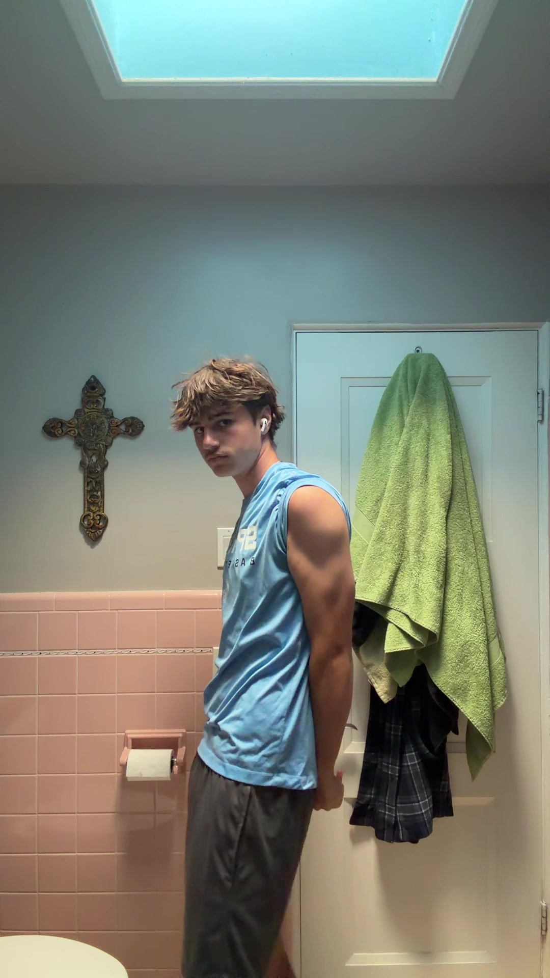 @💫
