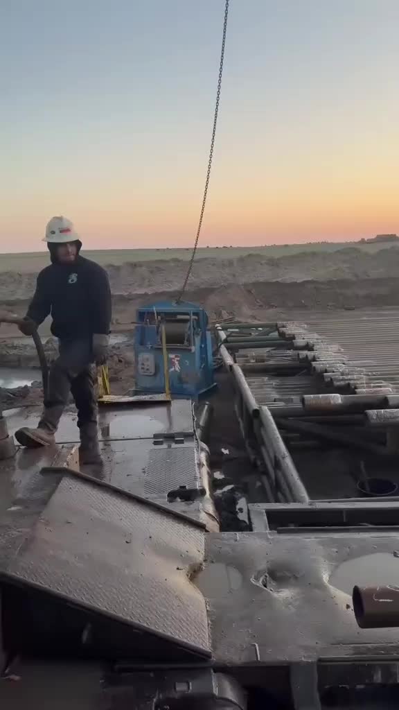 @Anibal 🇬🇹💪💵🛢️