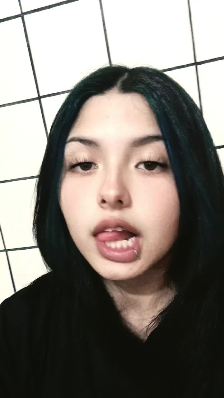 @MegAn.