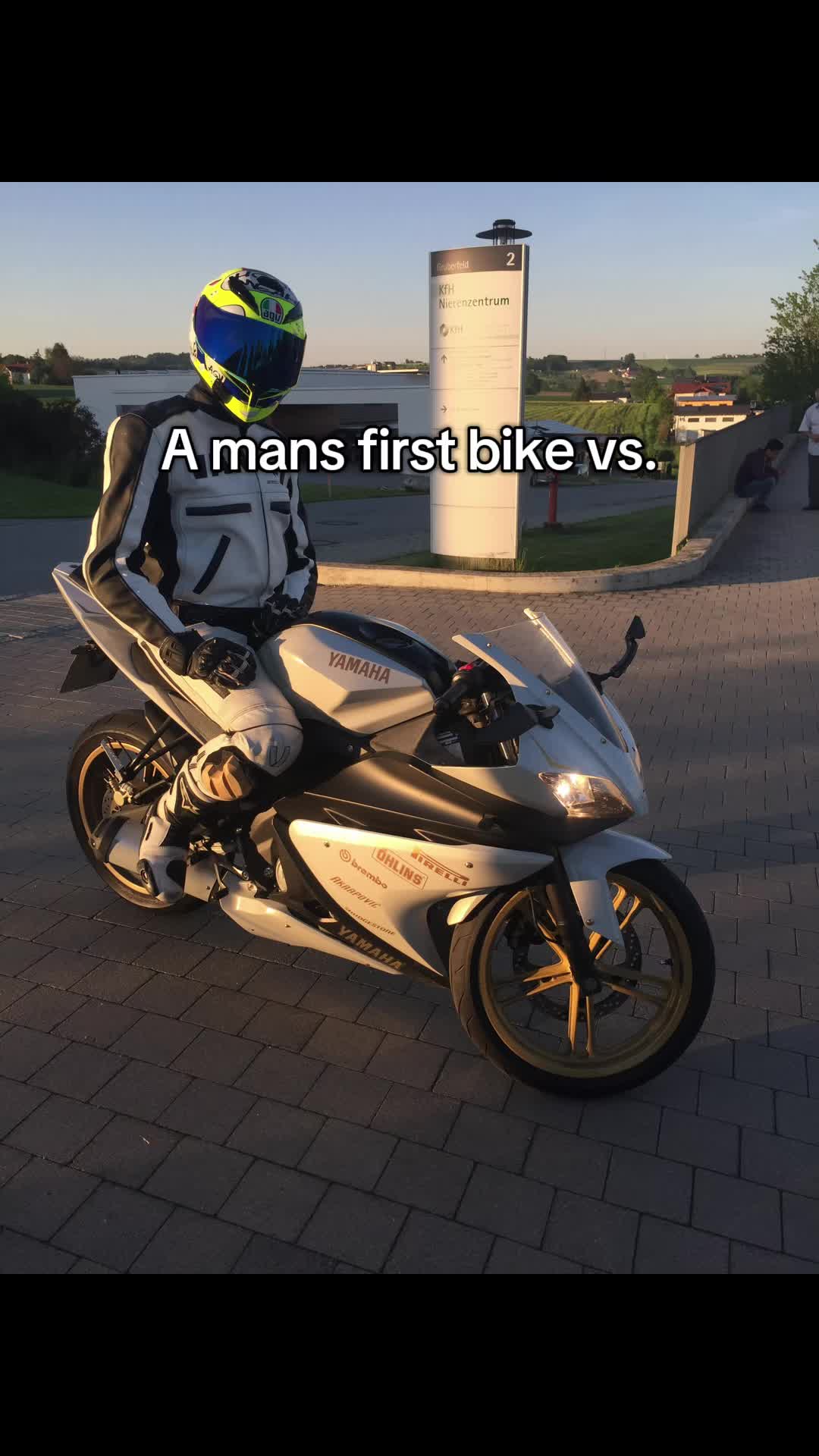 @v4.mxx