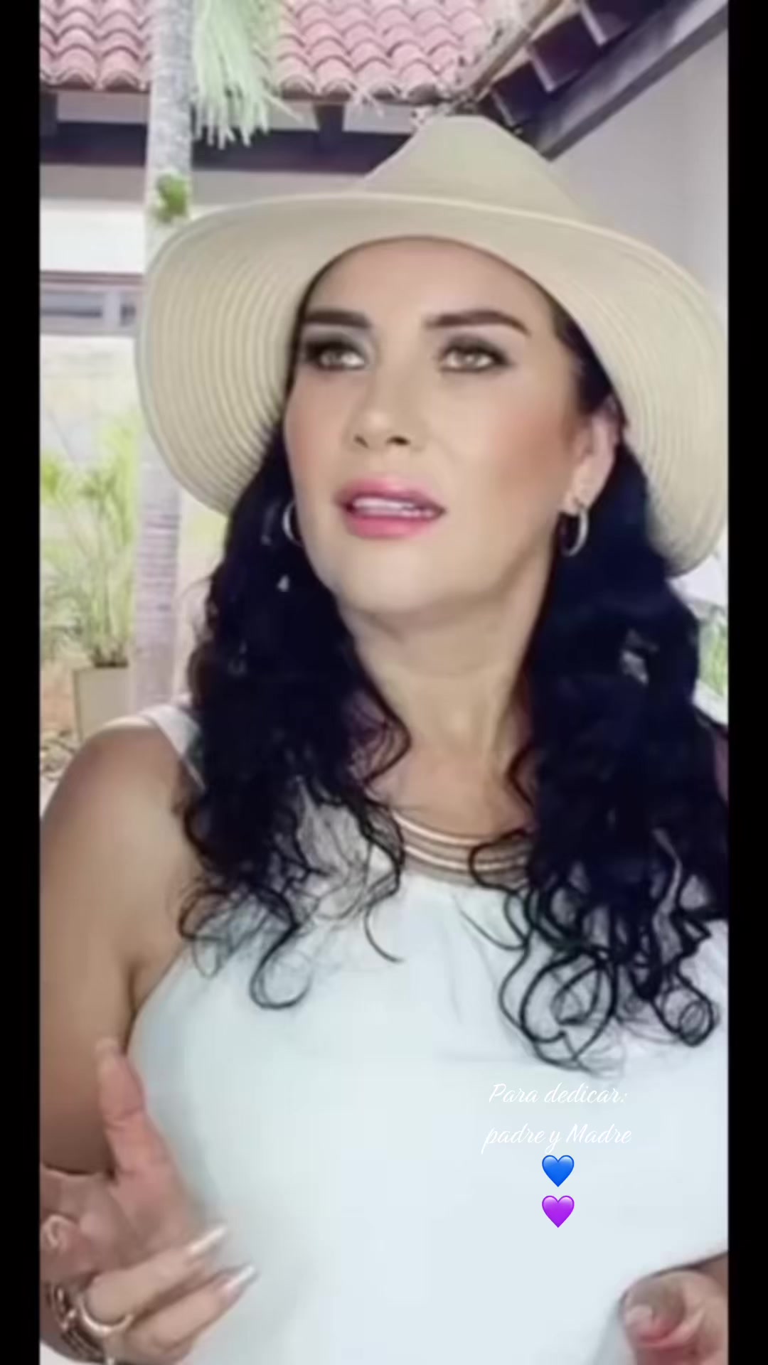 @Ángela Ruiz _ Te sigue
