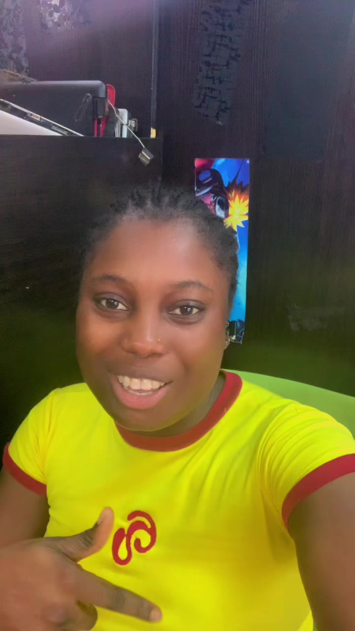 @Stelz_🩷🌺
