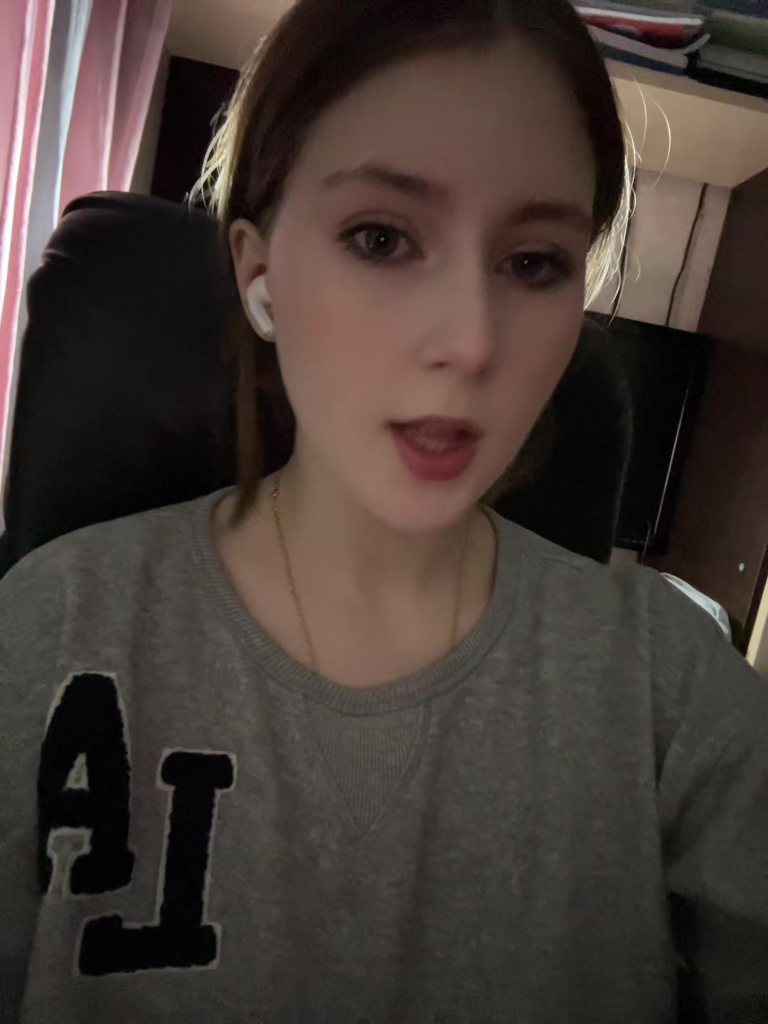 @sanyaaqxi