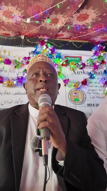 @Mohamed Baaruud Hussein