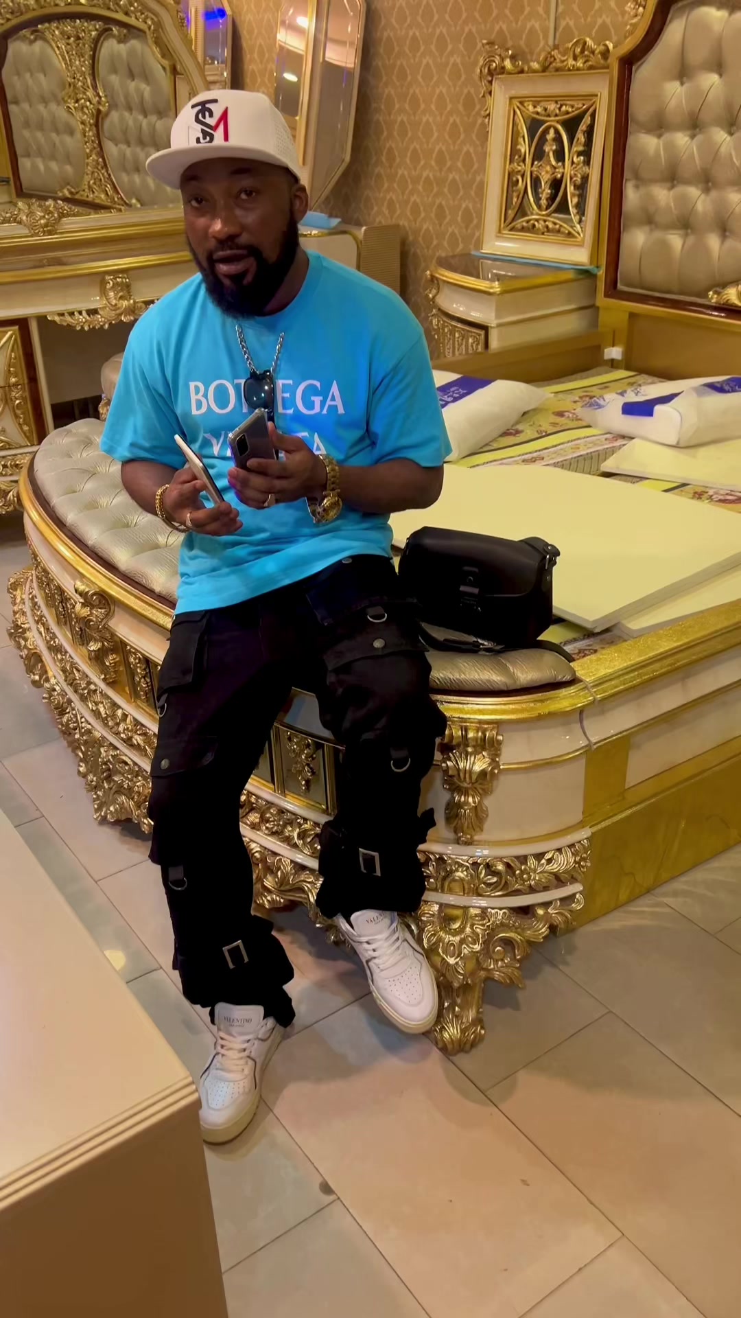 @viewsluxuryfurnitures