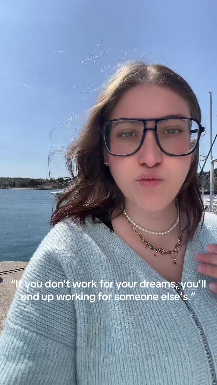 @Alessia🦋