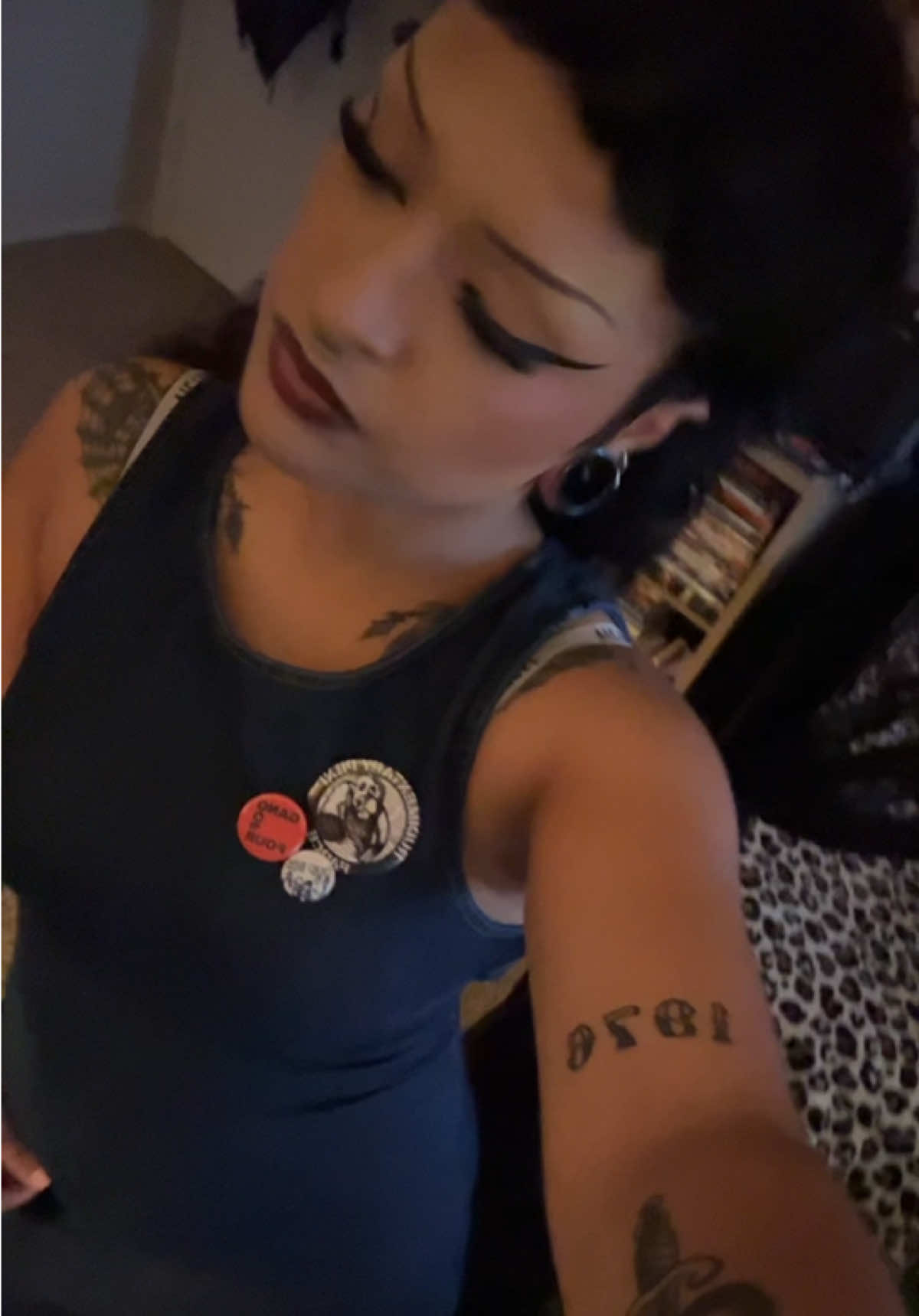 @viennay ☠︎︎