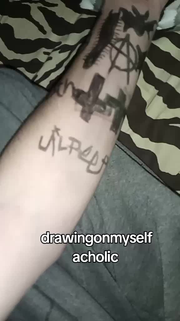 @🖤gothcrow🖤
