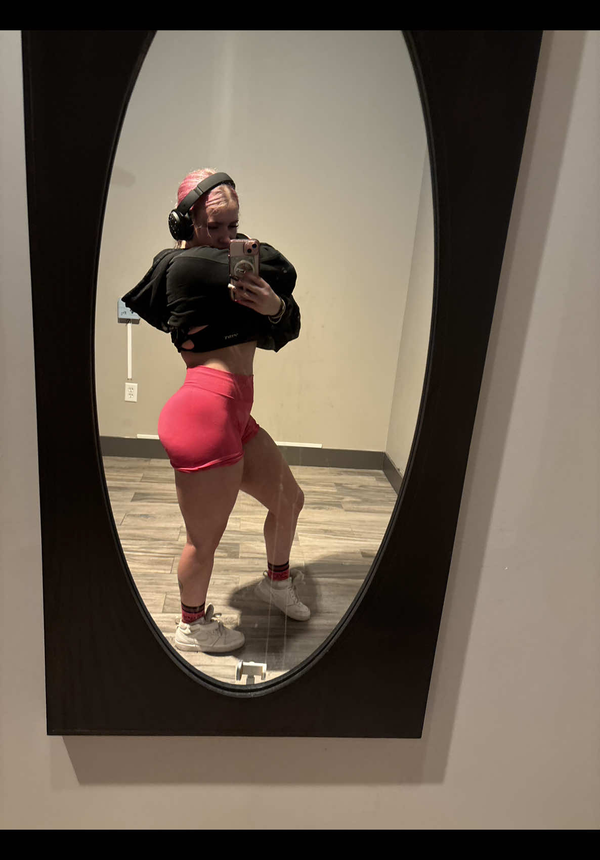 @Niki💋