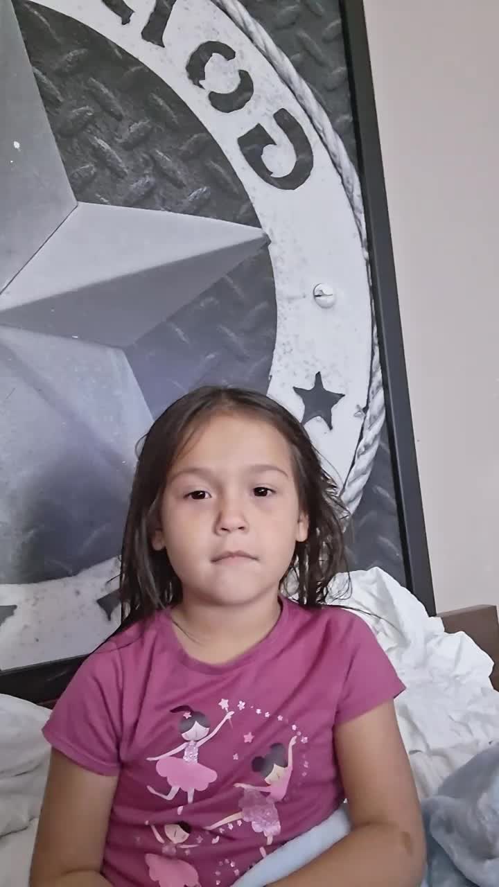 @NinaDee13