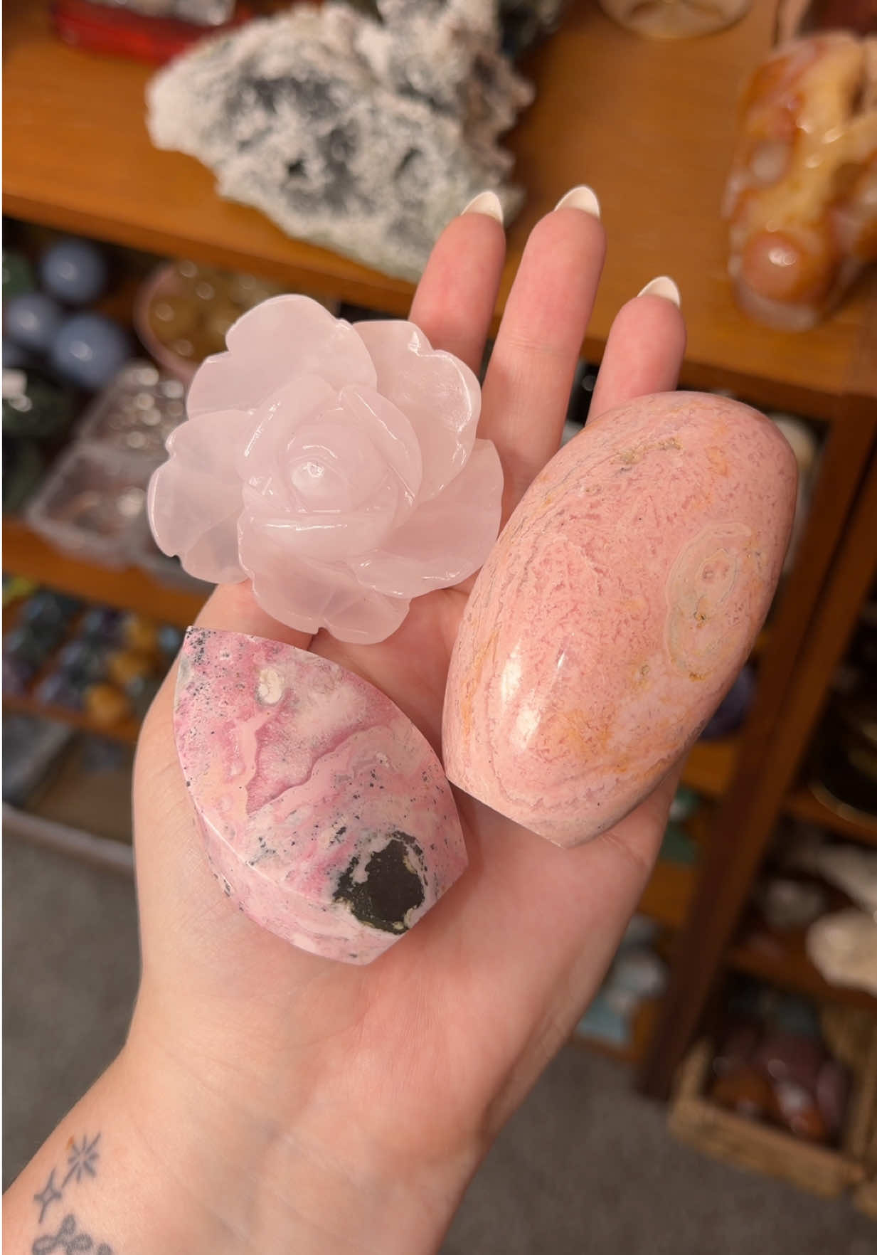 @beautiful aura crystals