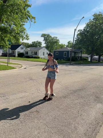@Zoeswrldxoxo