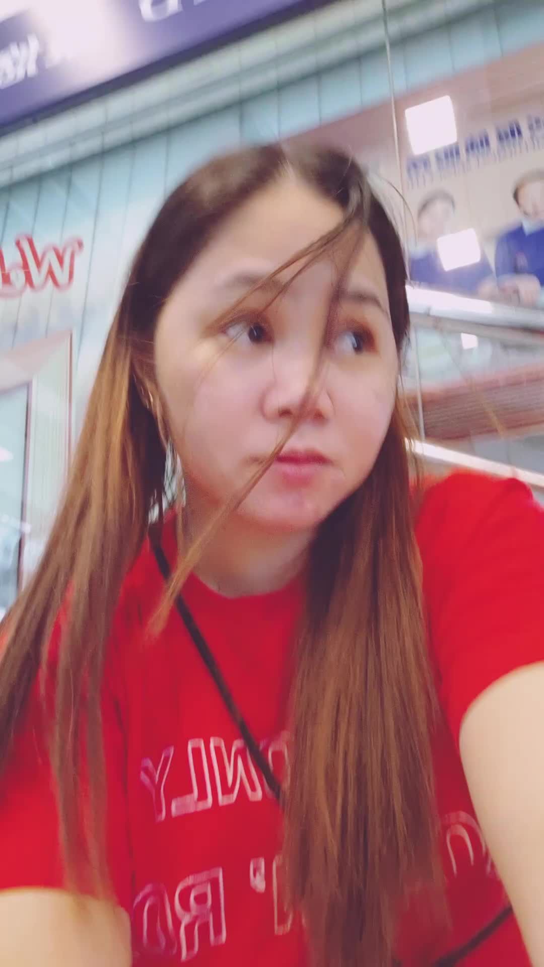 @lheslyn04