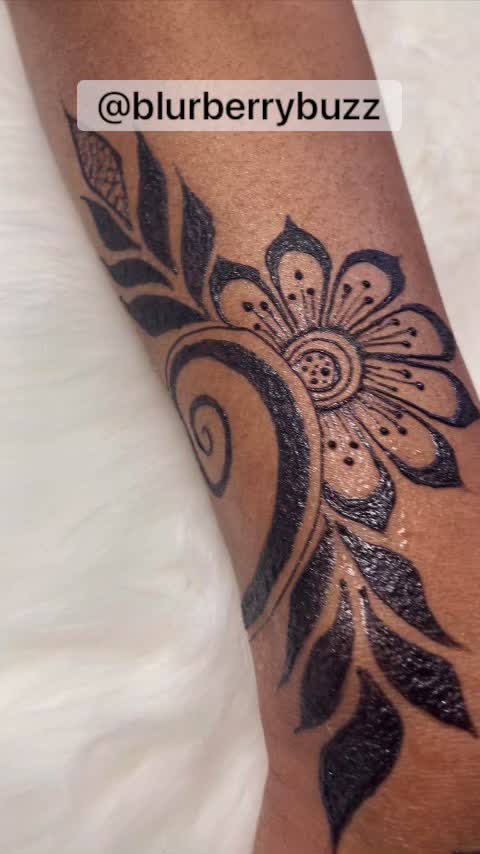 @Blurberrybuzz Body Art