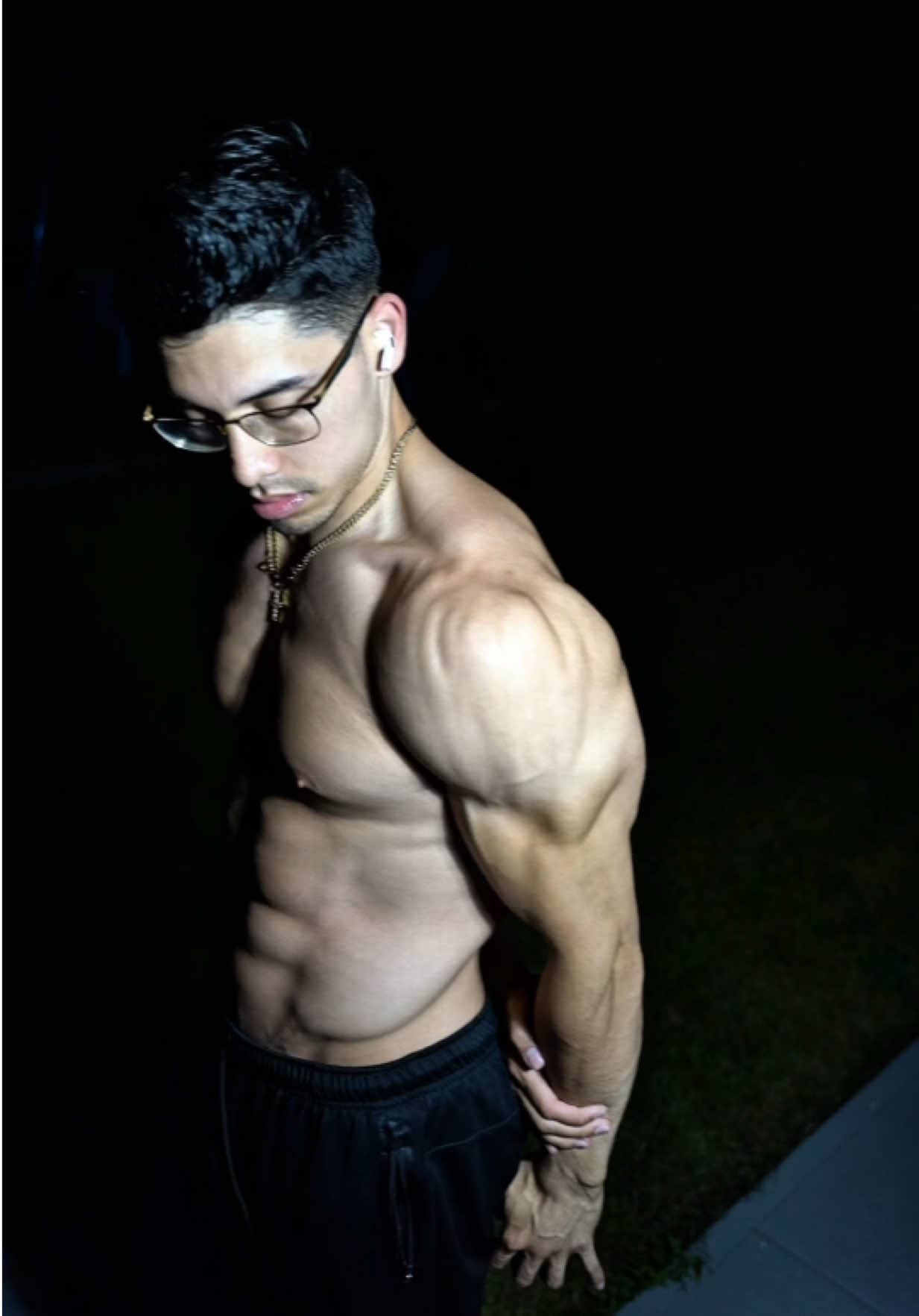 @johnnydivines