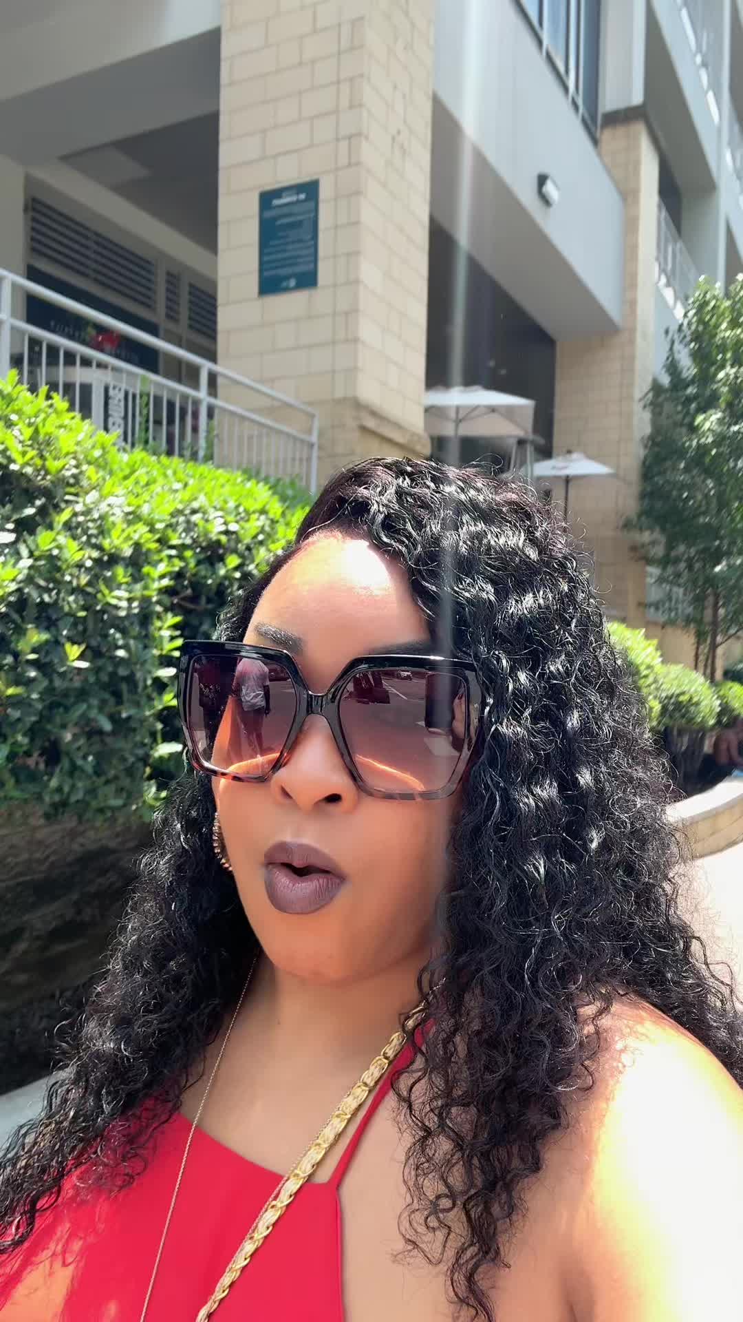 @✨ Courtney | Biz & Beyond✨