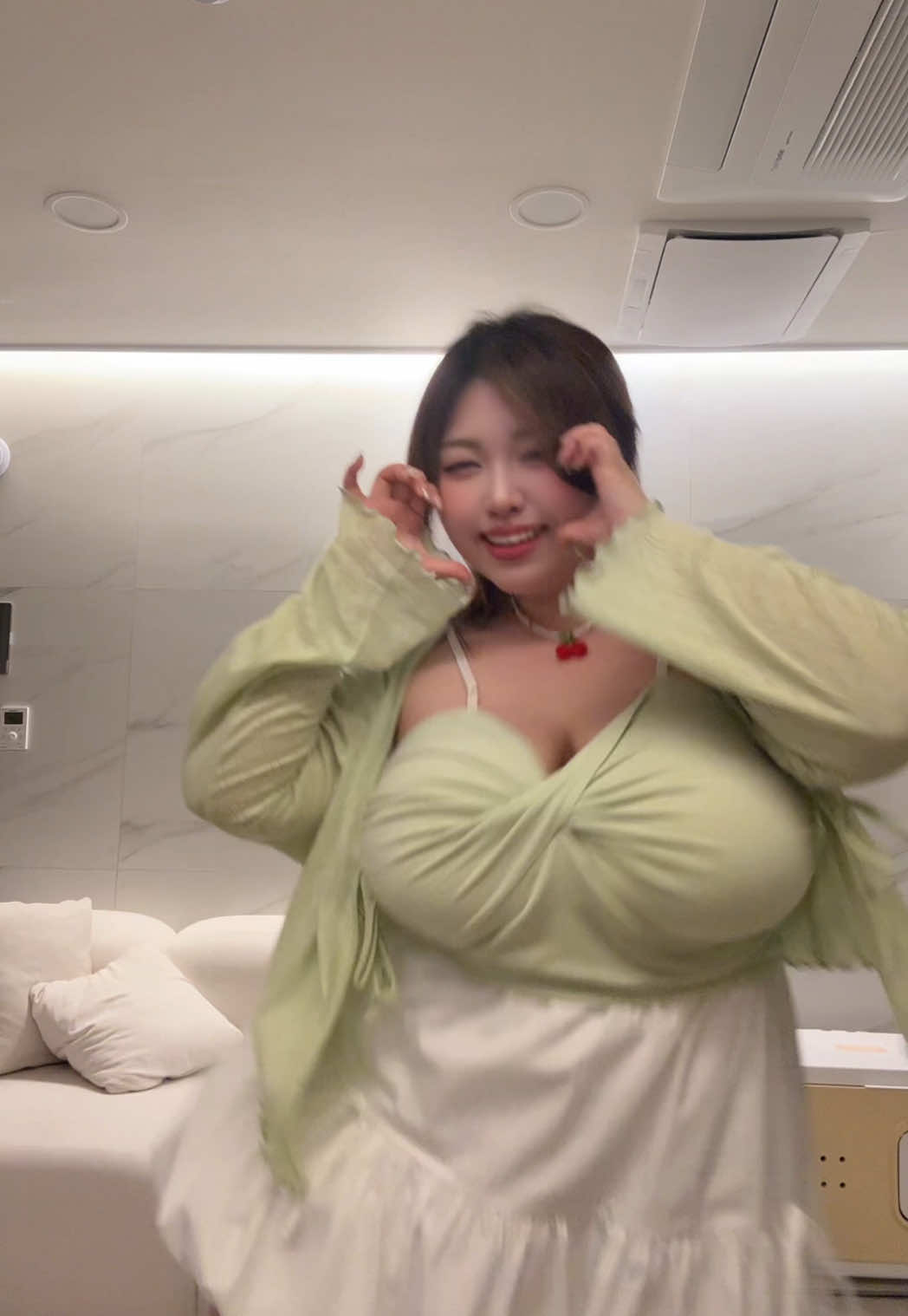 @둥즤