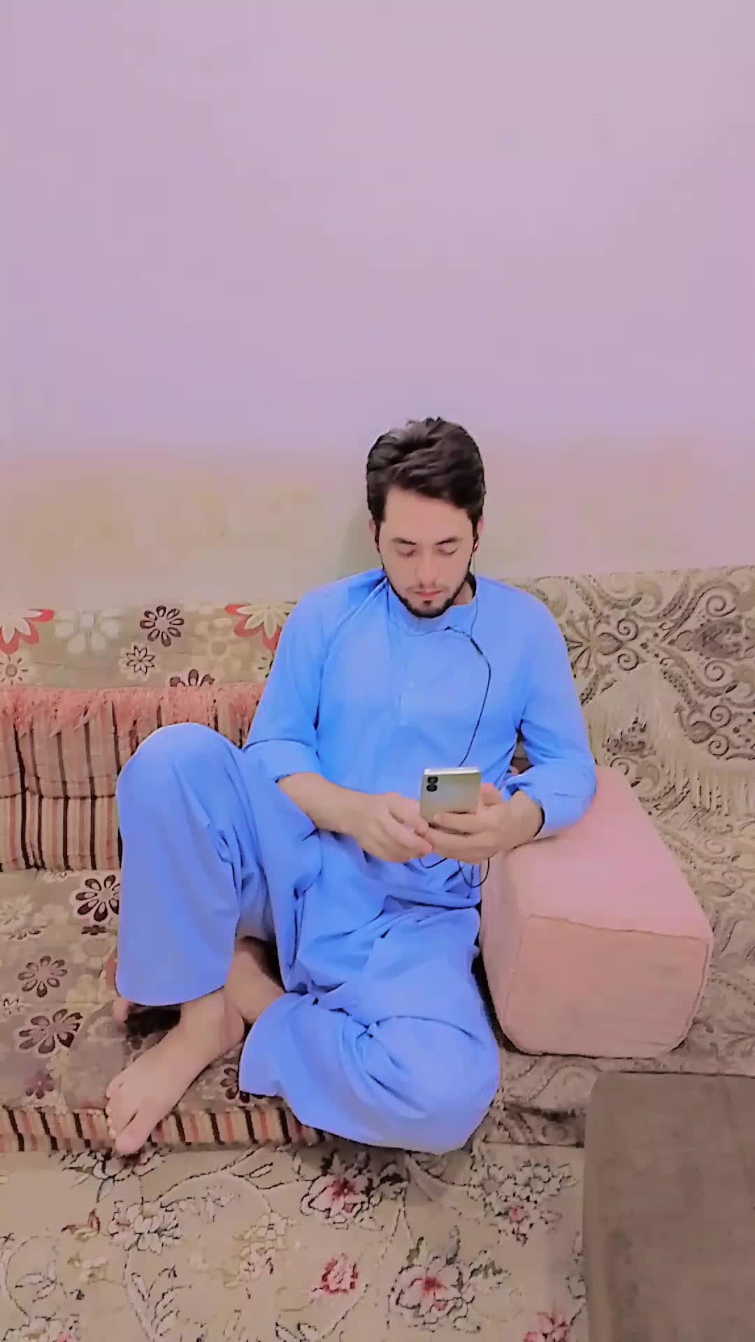 @zia Hussain Khan 👑💖👑