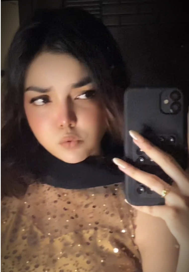 @𝙎𝙖𝙗𝙞𝙝𝙖 𝙎𝙝𝙖𝙢𝙢𝙞