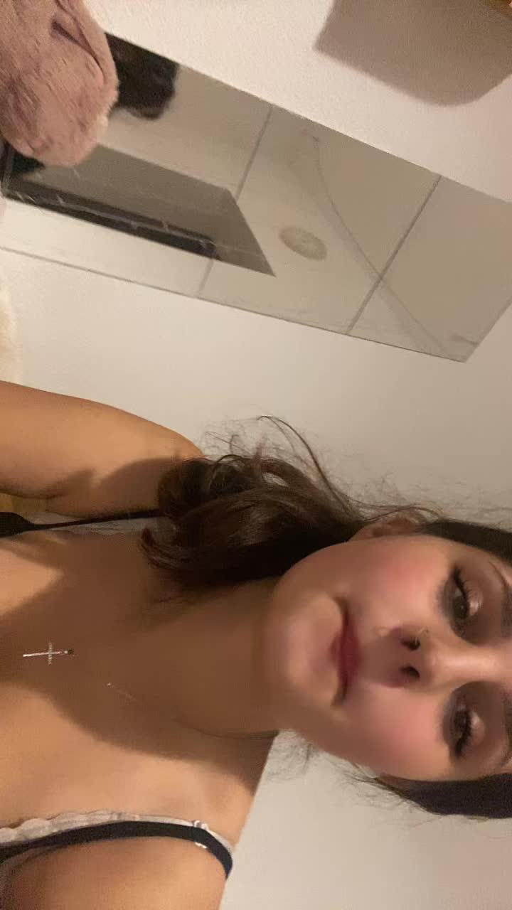 @Selina ✝️