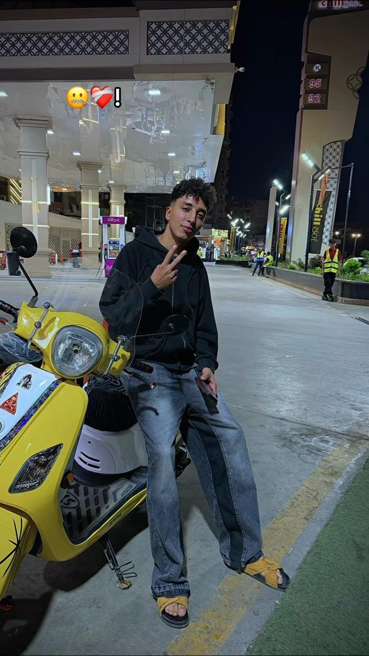@ميكي🤍⚡️