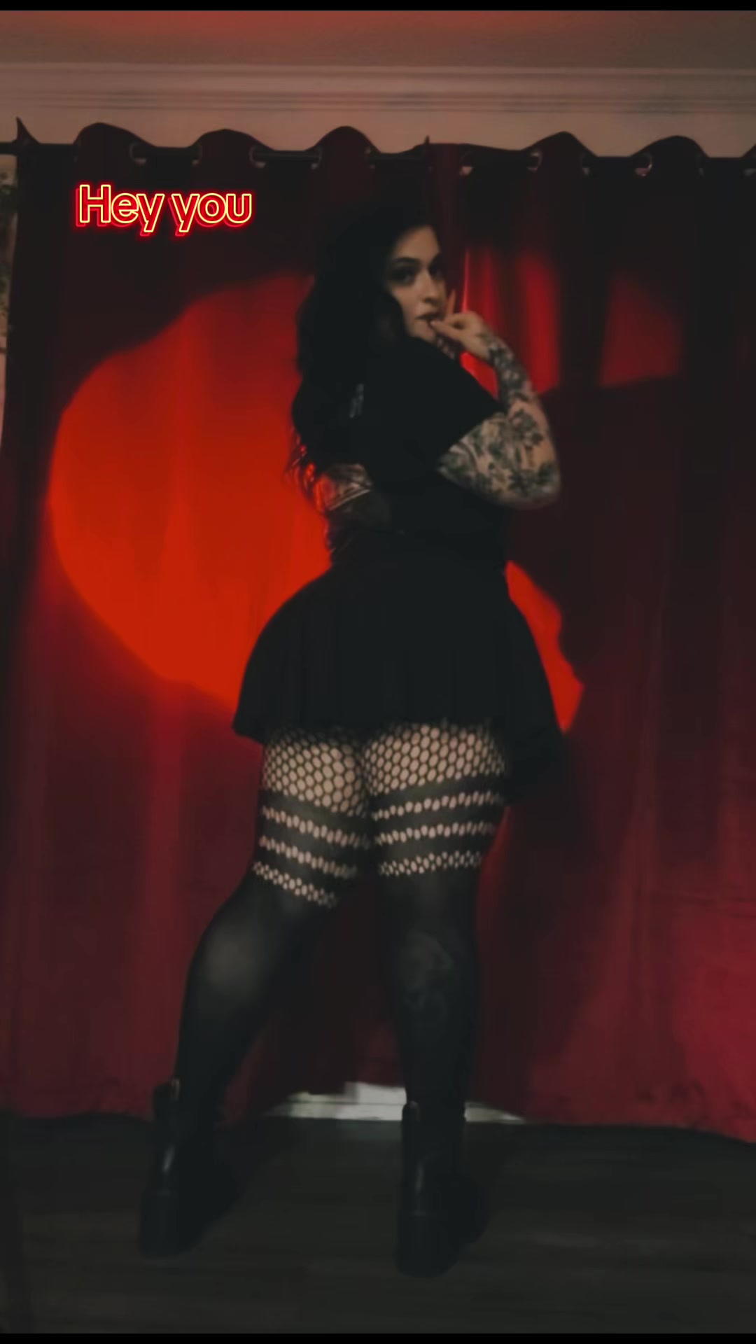 @Gothicccccc