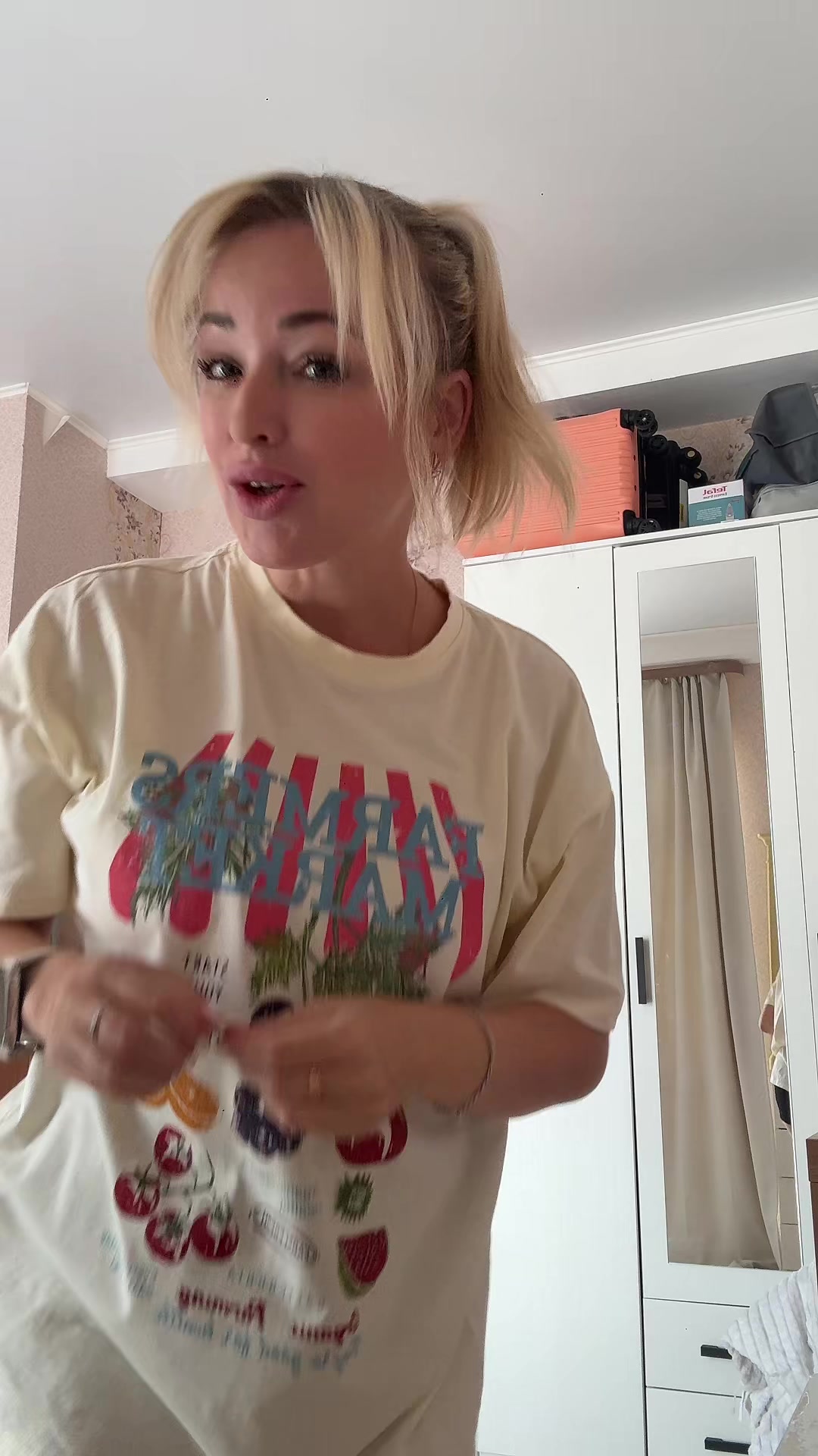@Vera