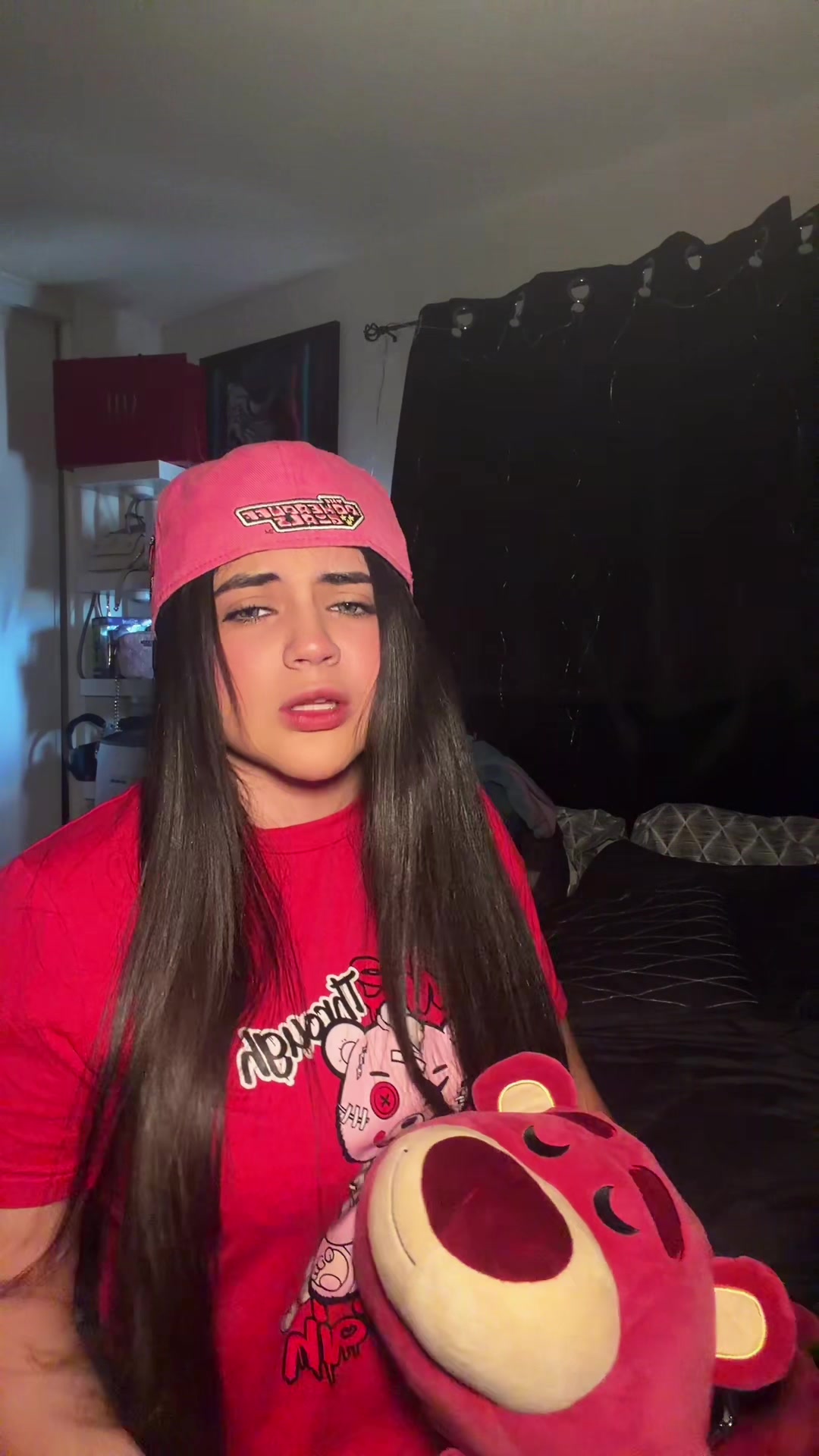 @🐬La Niña de las gorras♥️🧢